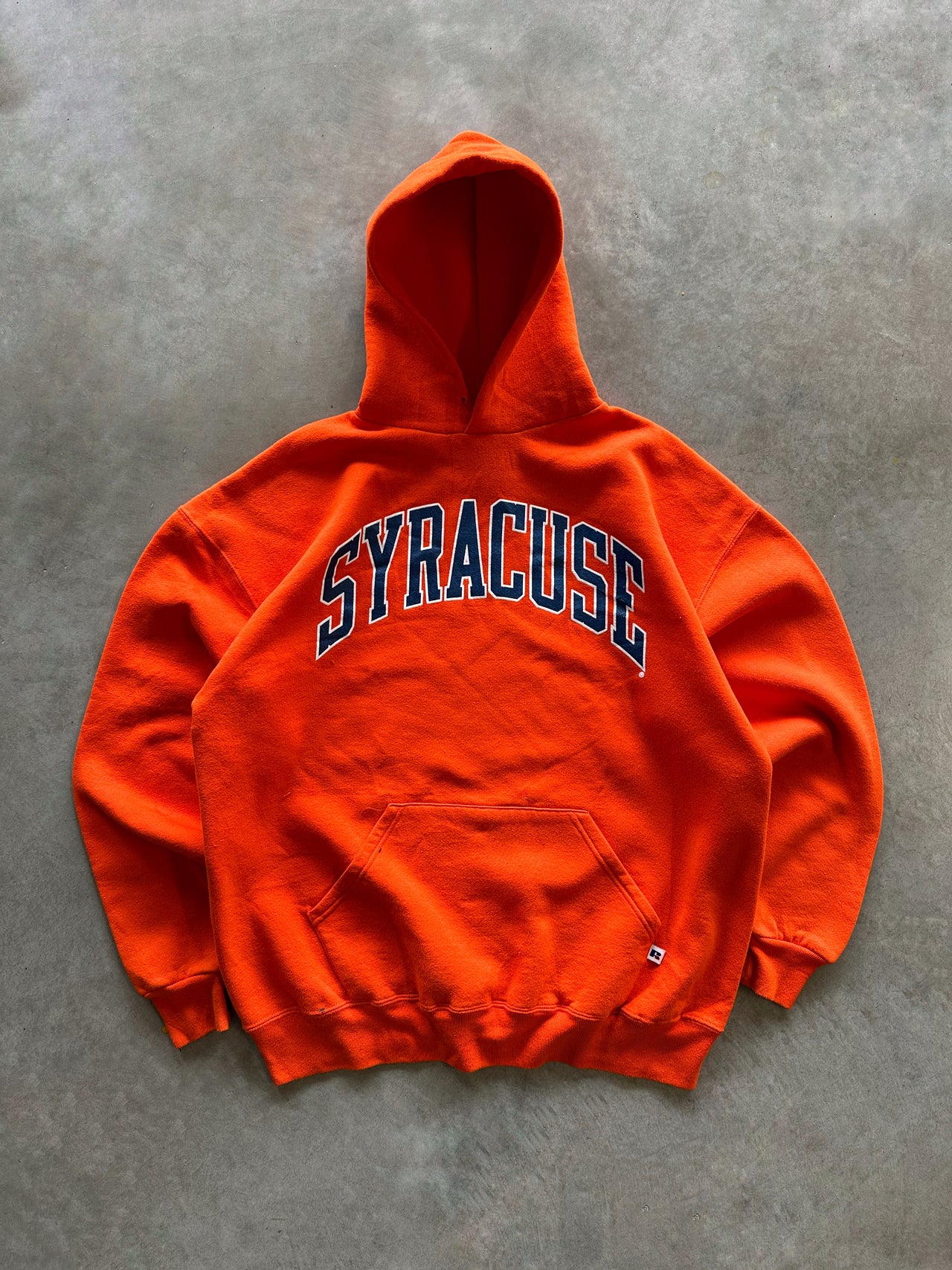 2000s Russel Athletic hoodie (XL)