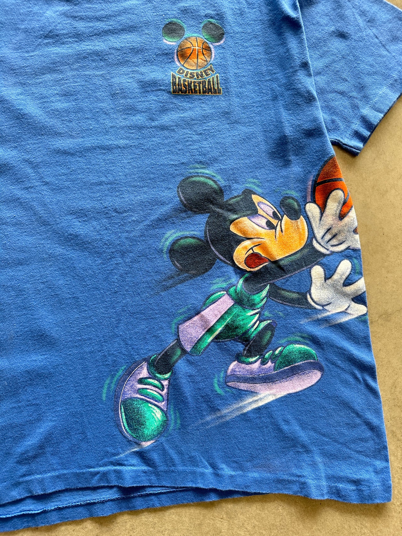 1990s Mickey Mouse Basketball tee (XL)