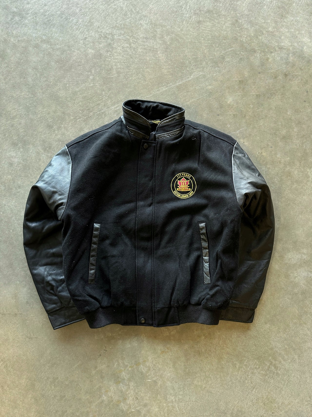 00s Canadian varsity jacket (L)