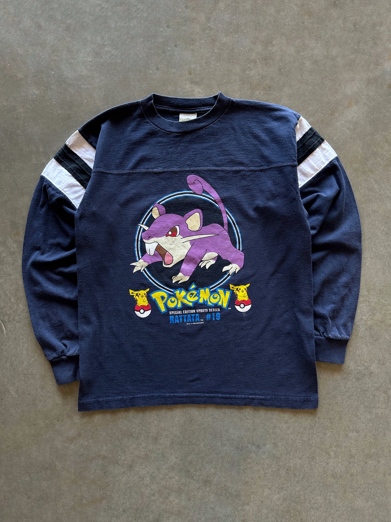 1990s Pokemon longsleeve (M)