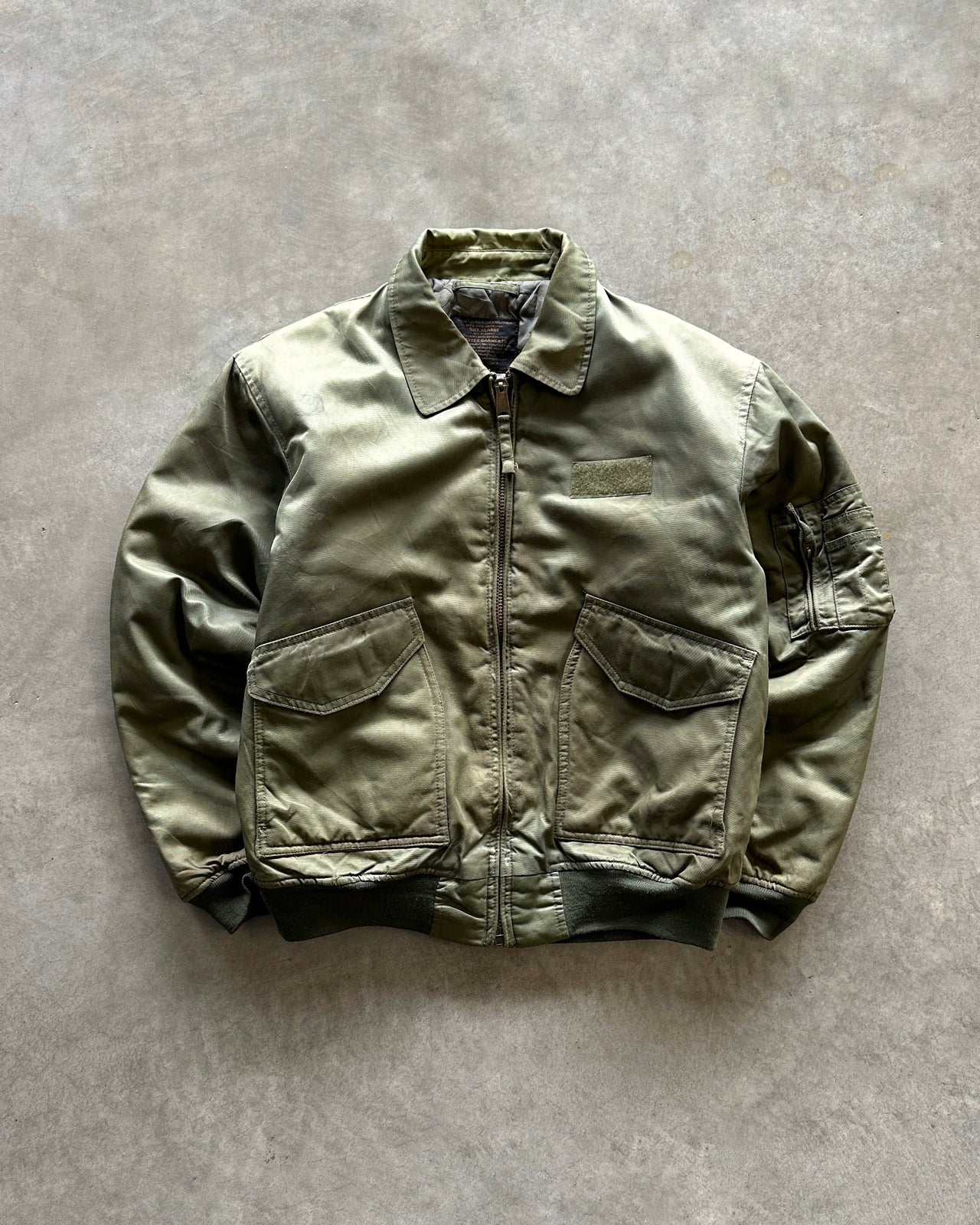1990s MA2 bomber jacket (XL)