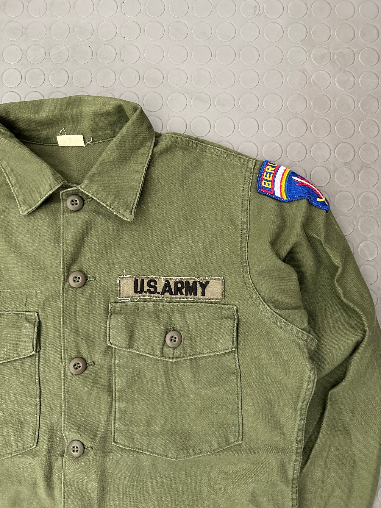 1969 OG-107 shirt (M)