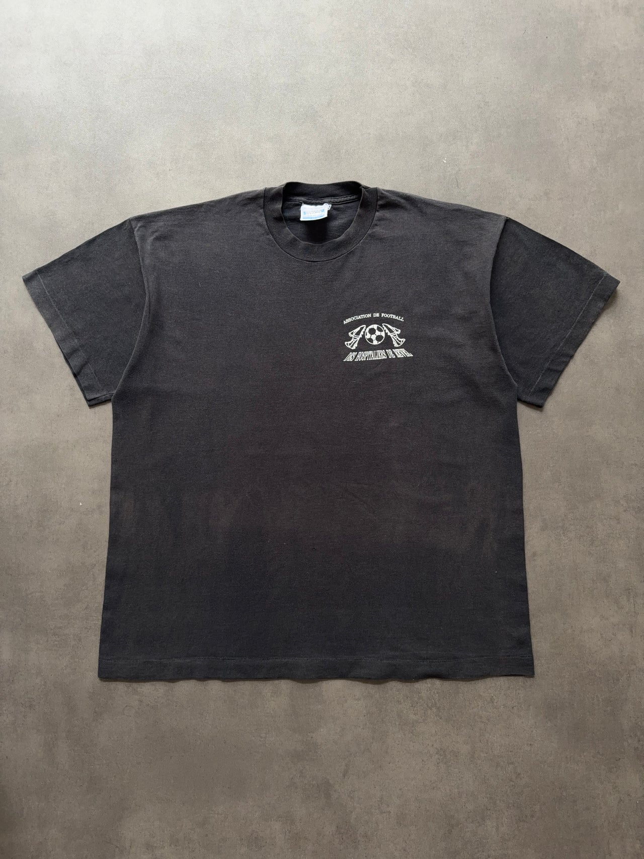 1990s football association faded tee (XL)