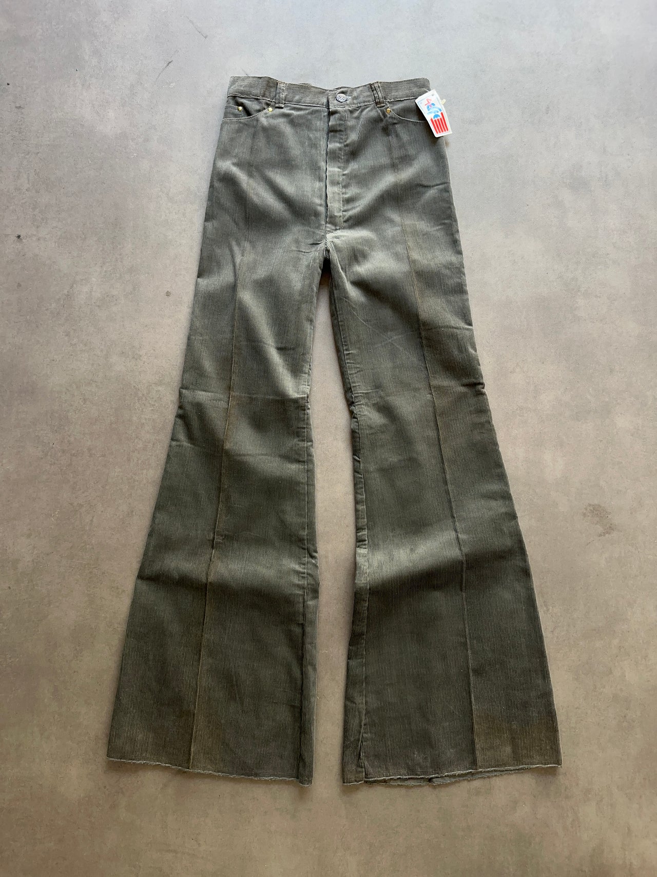 1990s corduroy bootcut pant (S)
