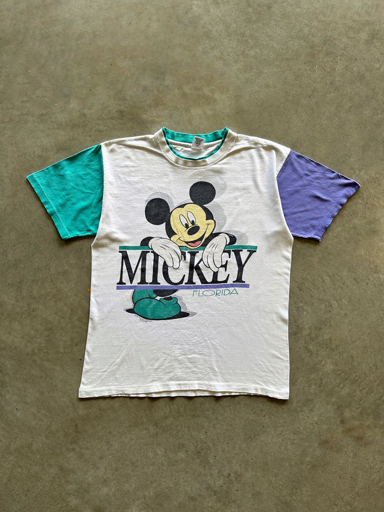 1990s Mickey mouse tee (L)