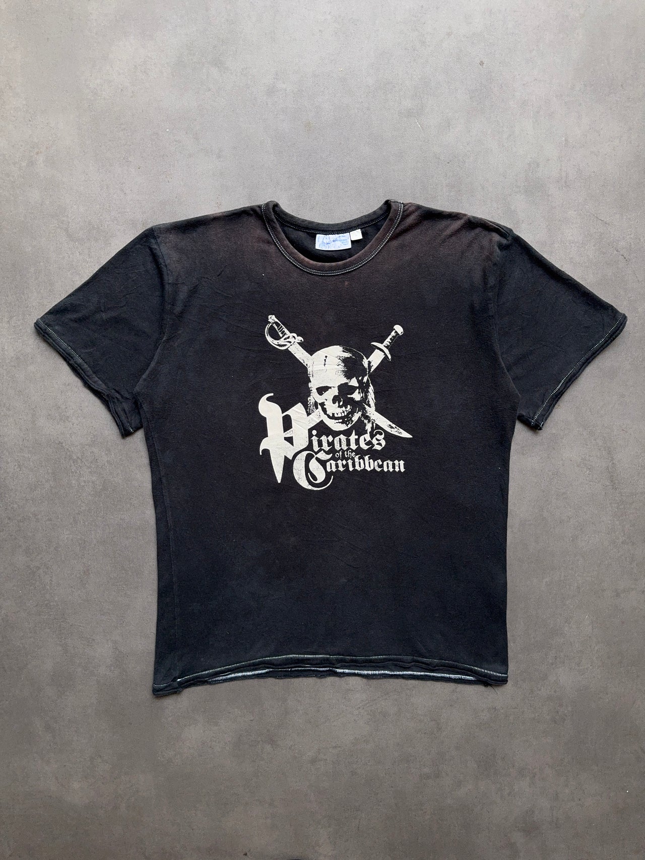 1990s Pirates of the Caribben tee (L)