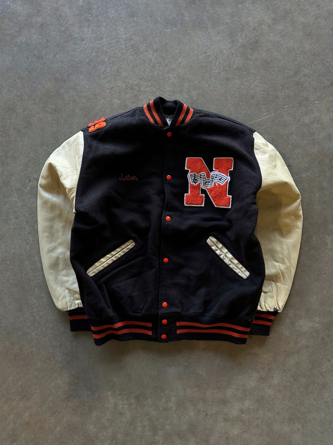 90s “Mustang” varsity jacket (XL)