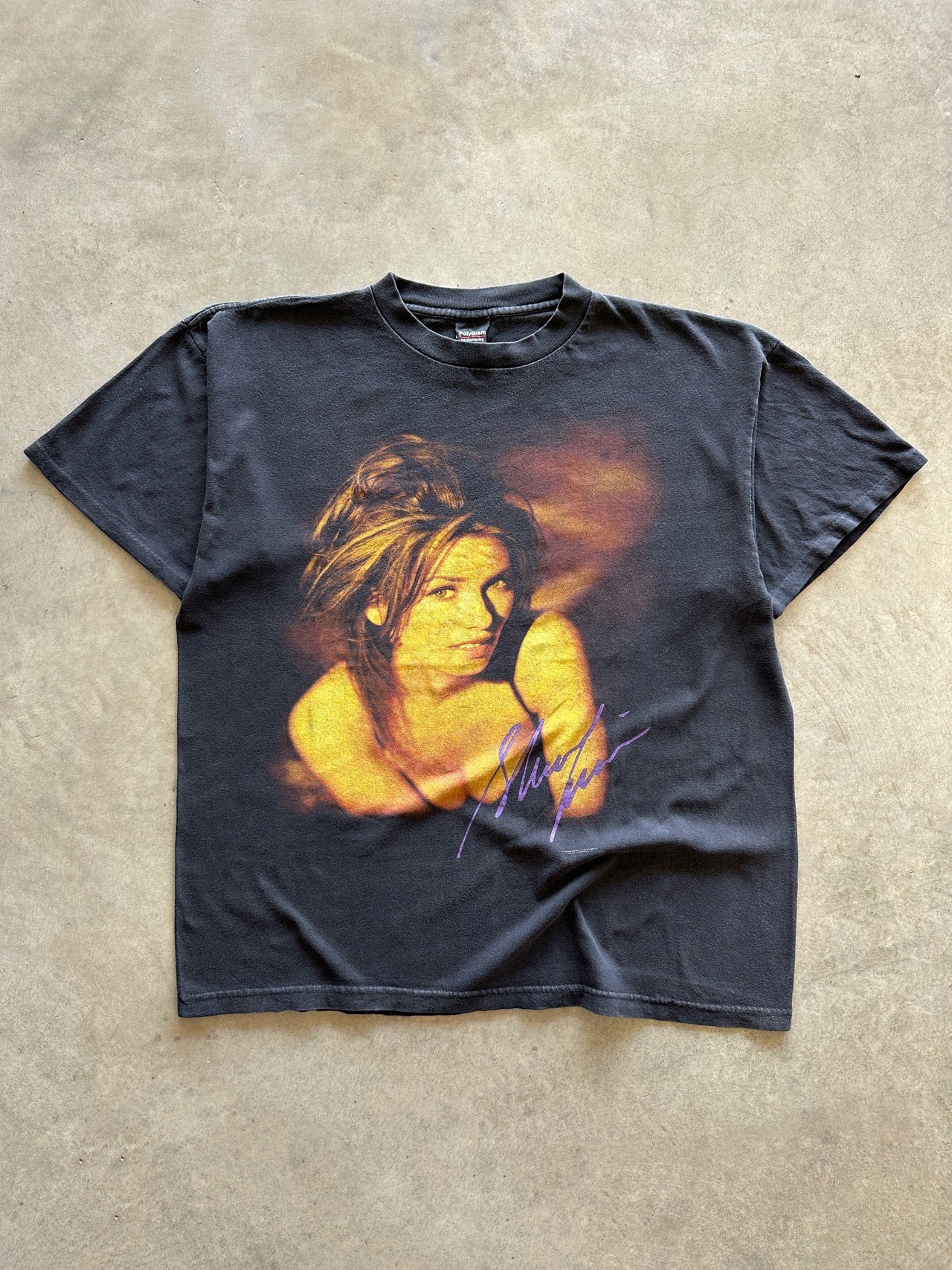 1990s Shania Twain tee (XL)