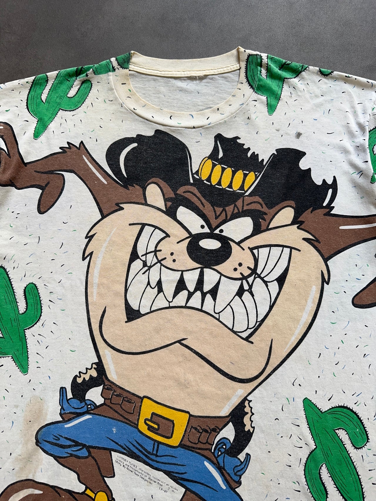 1990s Taz aop tee (L)