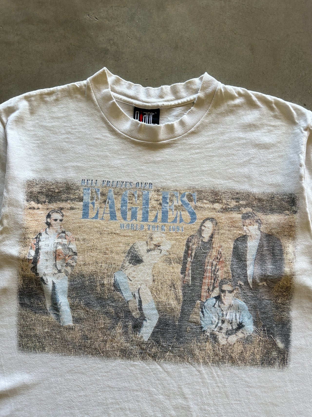 1990s Eagles tee (L)