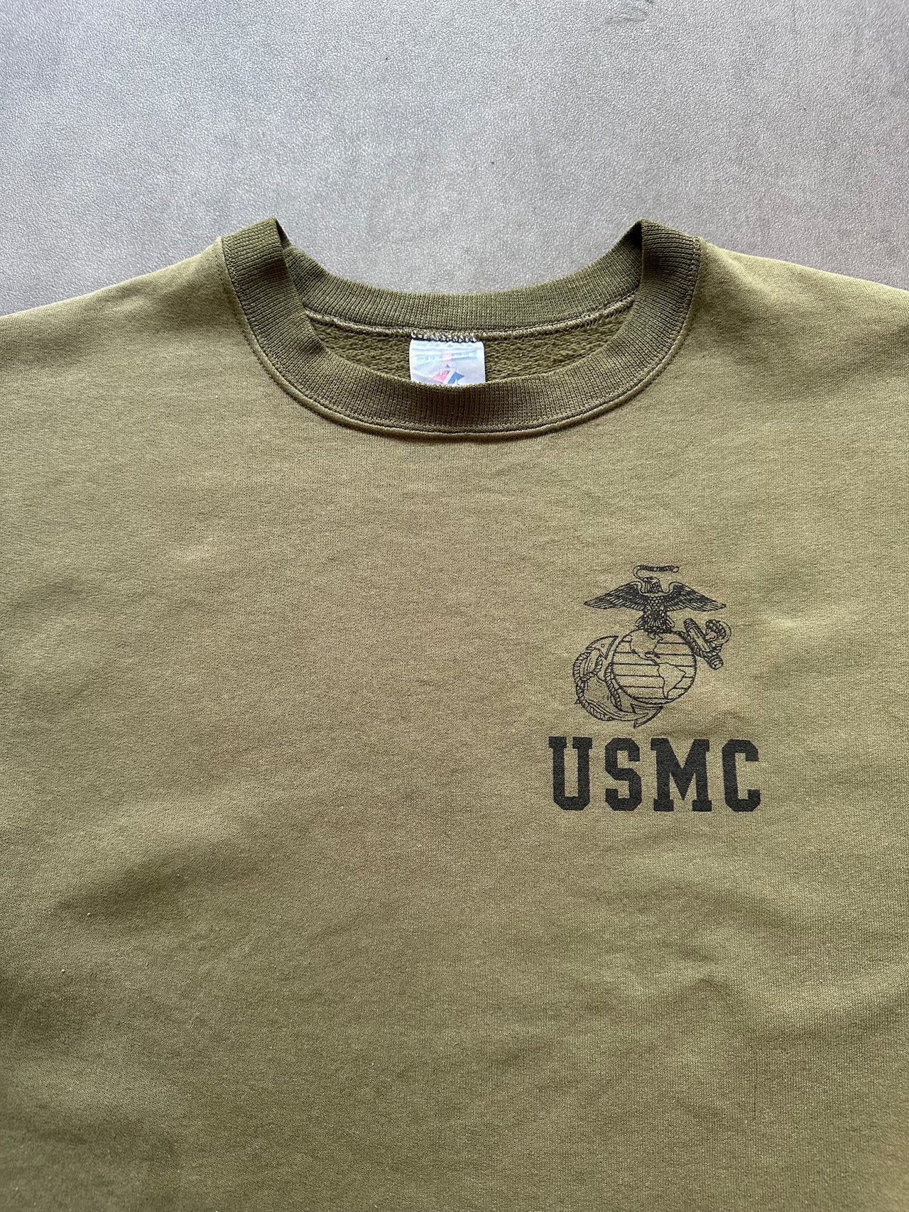 2000s USMC crewneck (L)