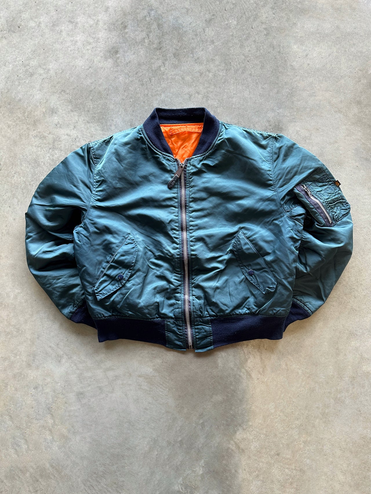 90s Alpha MA1 bomber jacket (L)