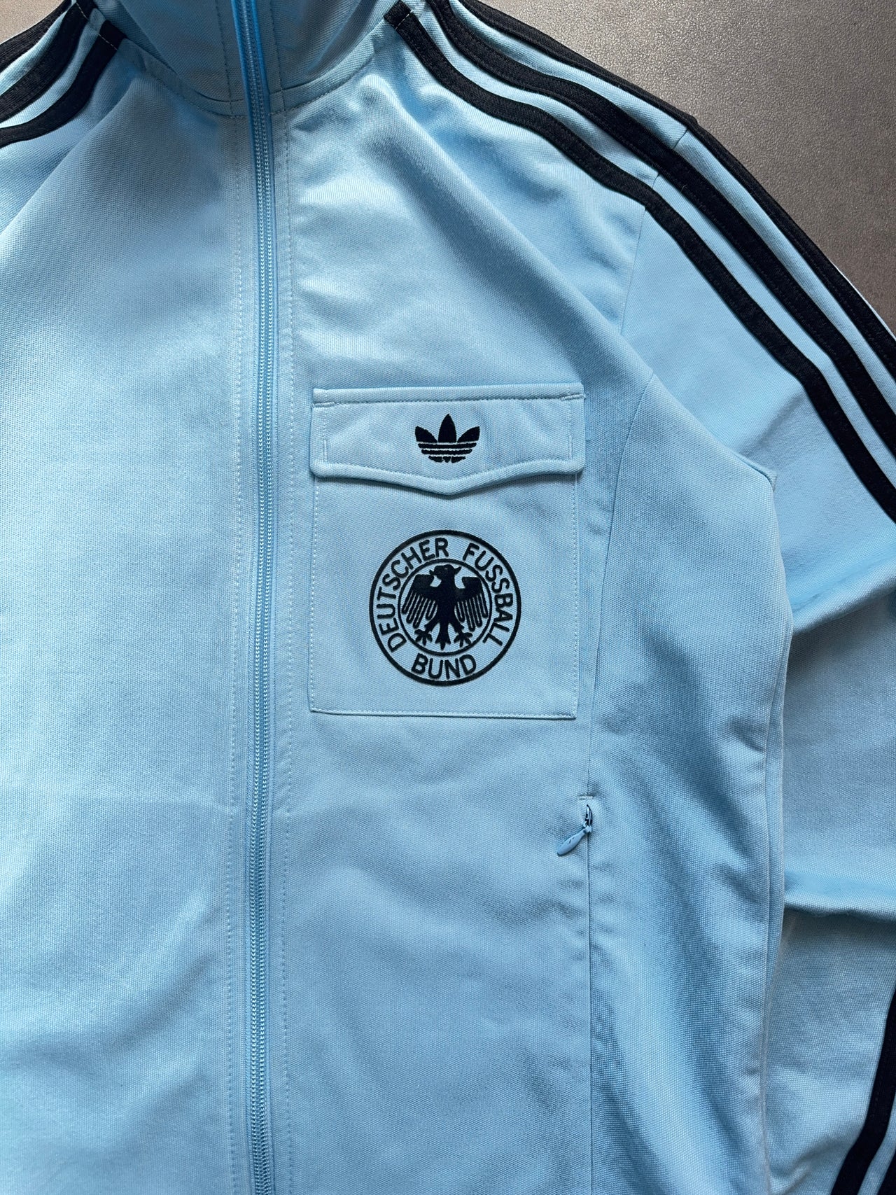 2000s adidas German zip hoodie (S)
