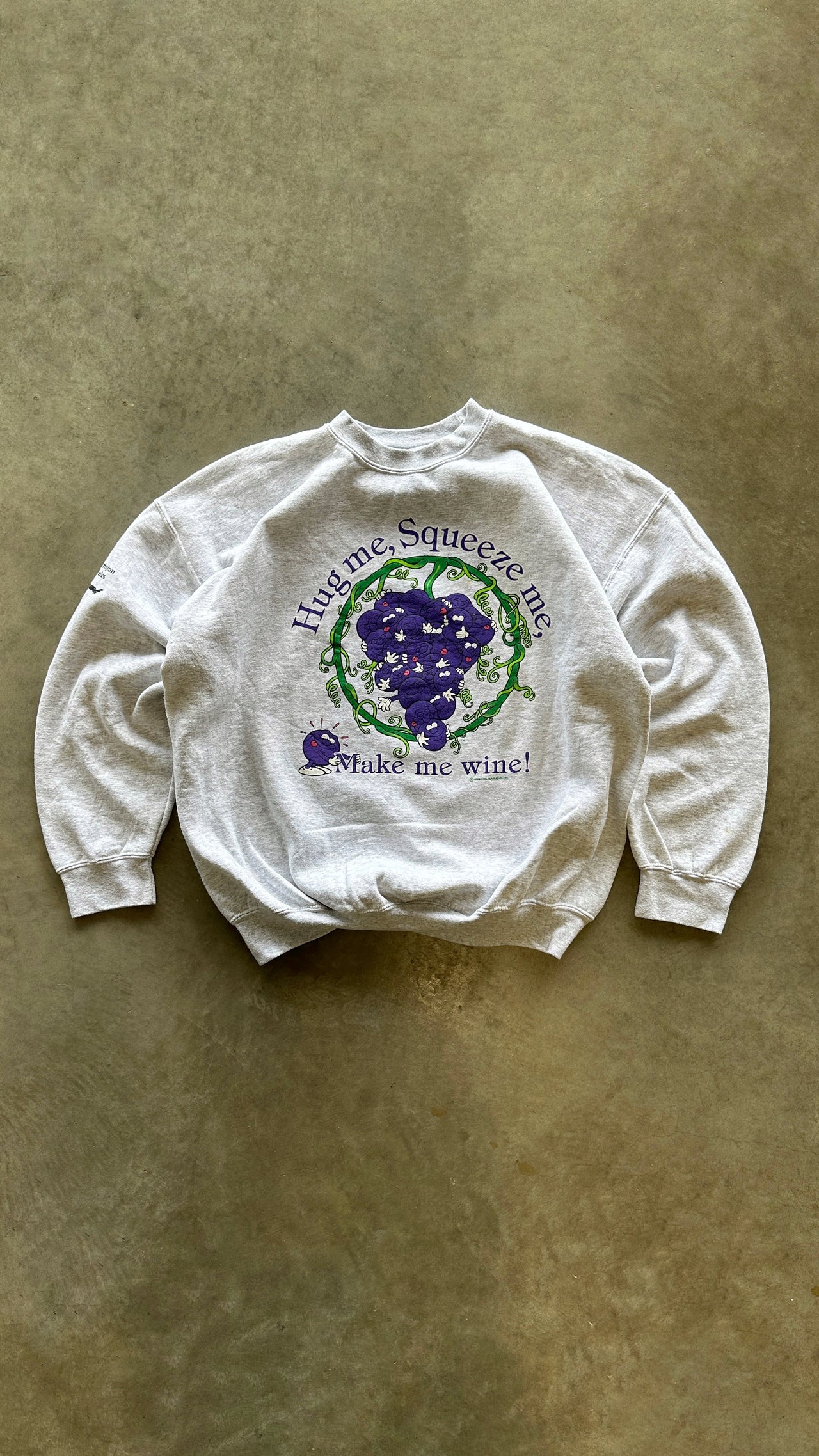 90s Make Me Wine crewneck (XL)
