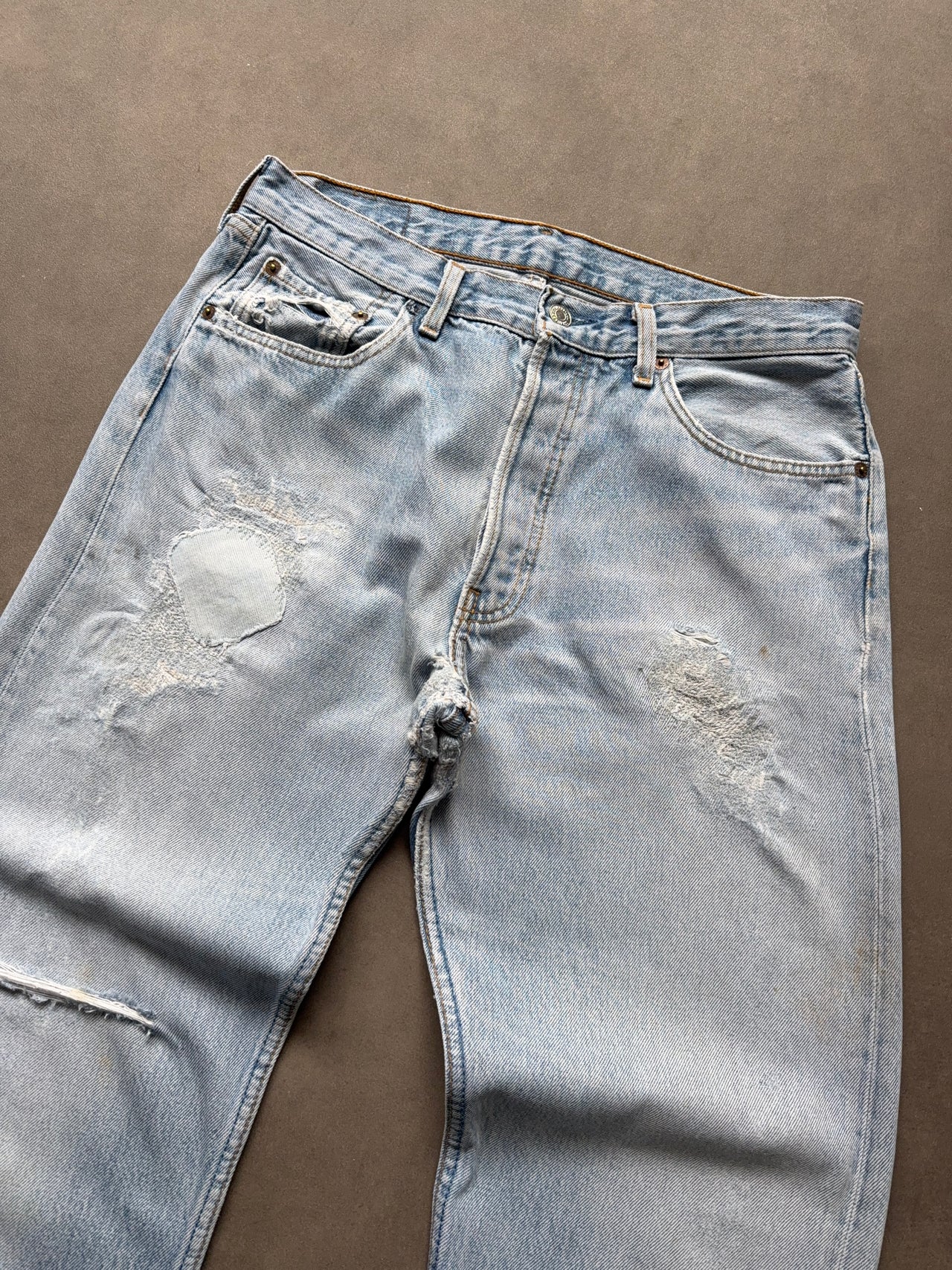 Levi’s 501 Patched W34 L32