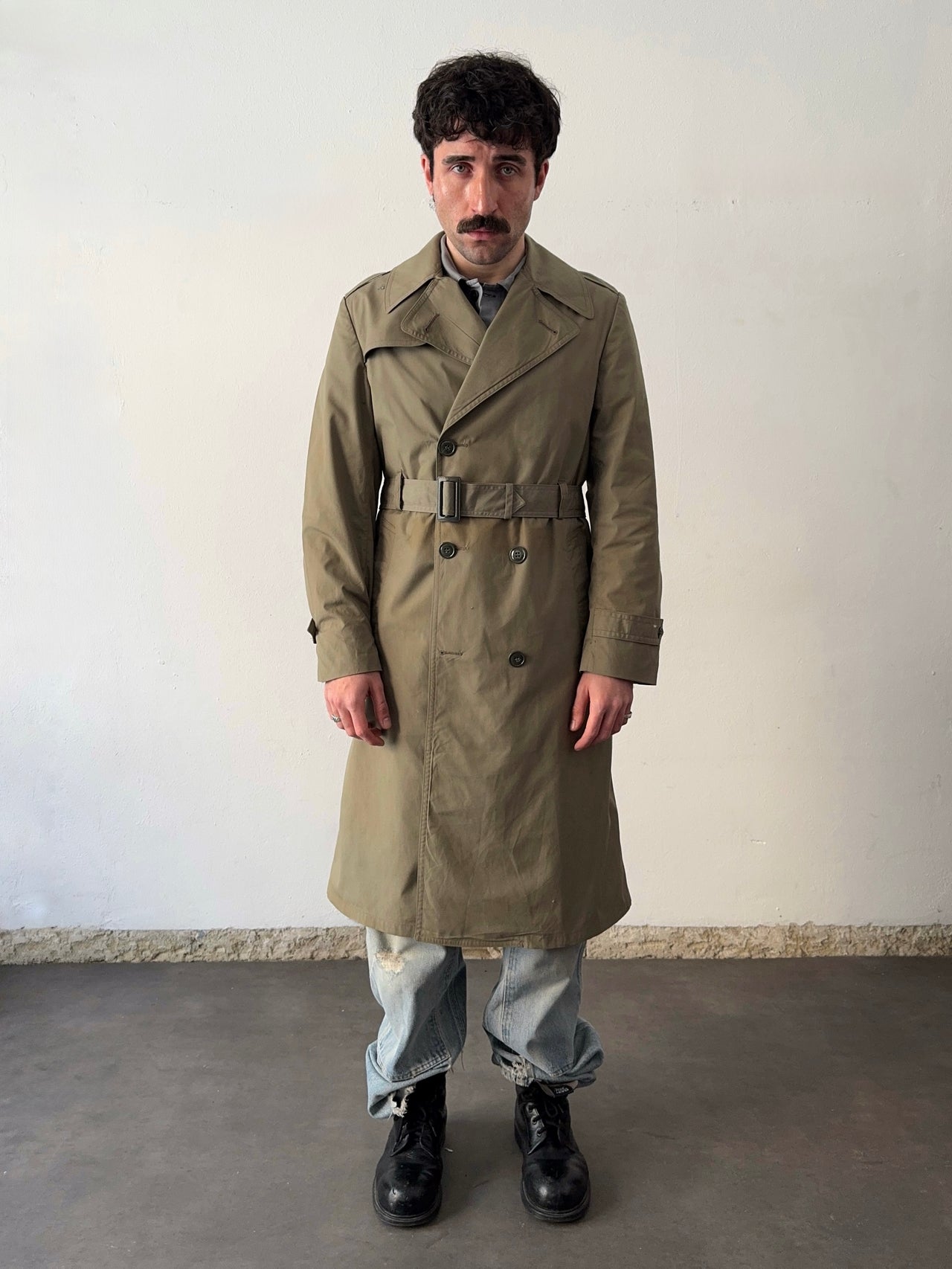 1960s/70s Us Army trench coat light grey