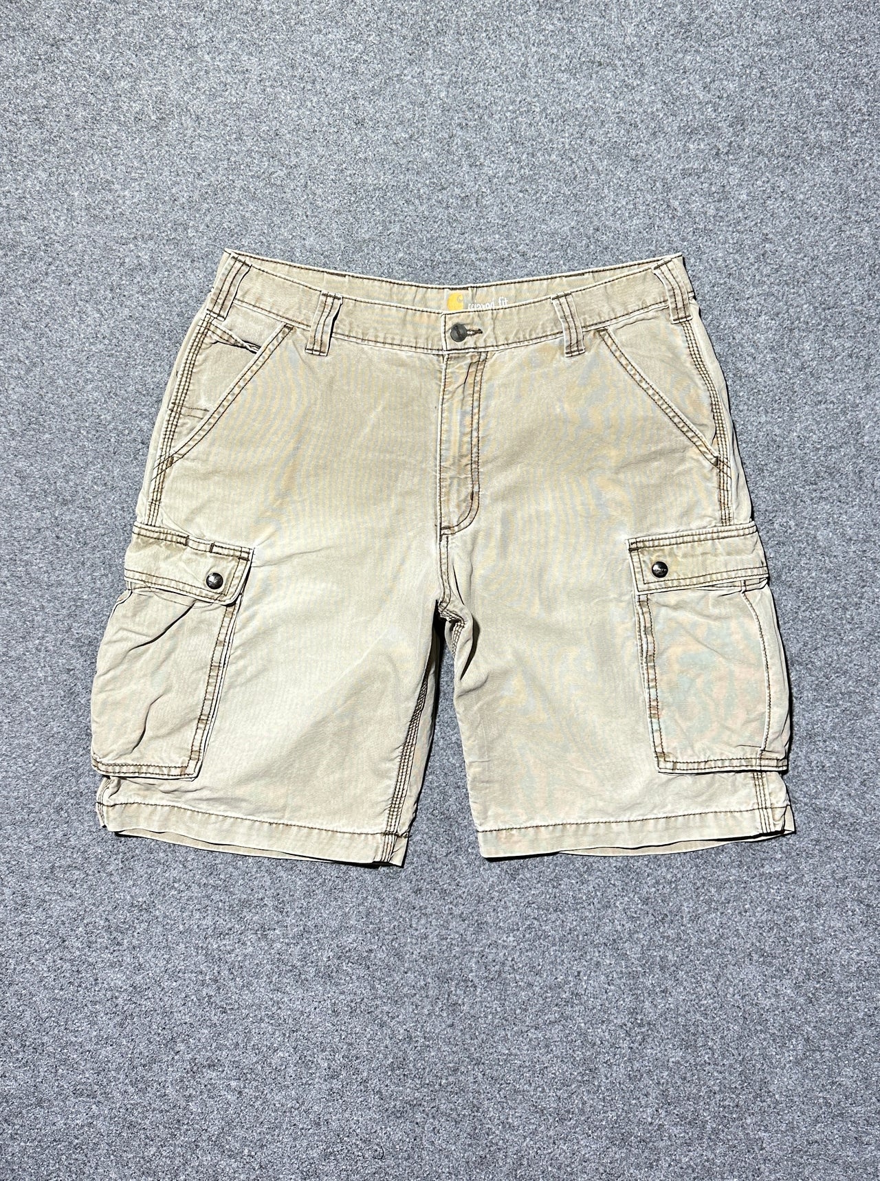 Carhartt cargo shorts (36)