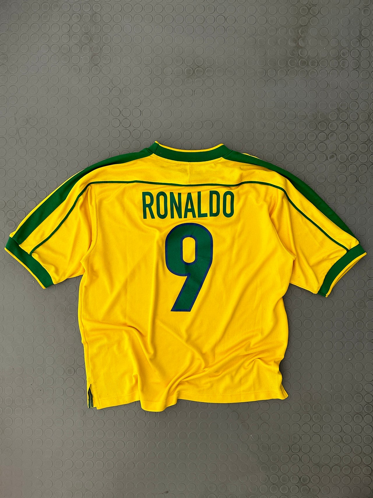 1998 Ronaldo Brazil jersey (XL)