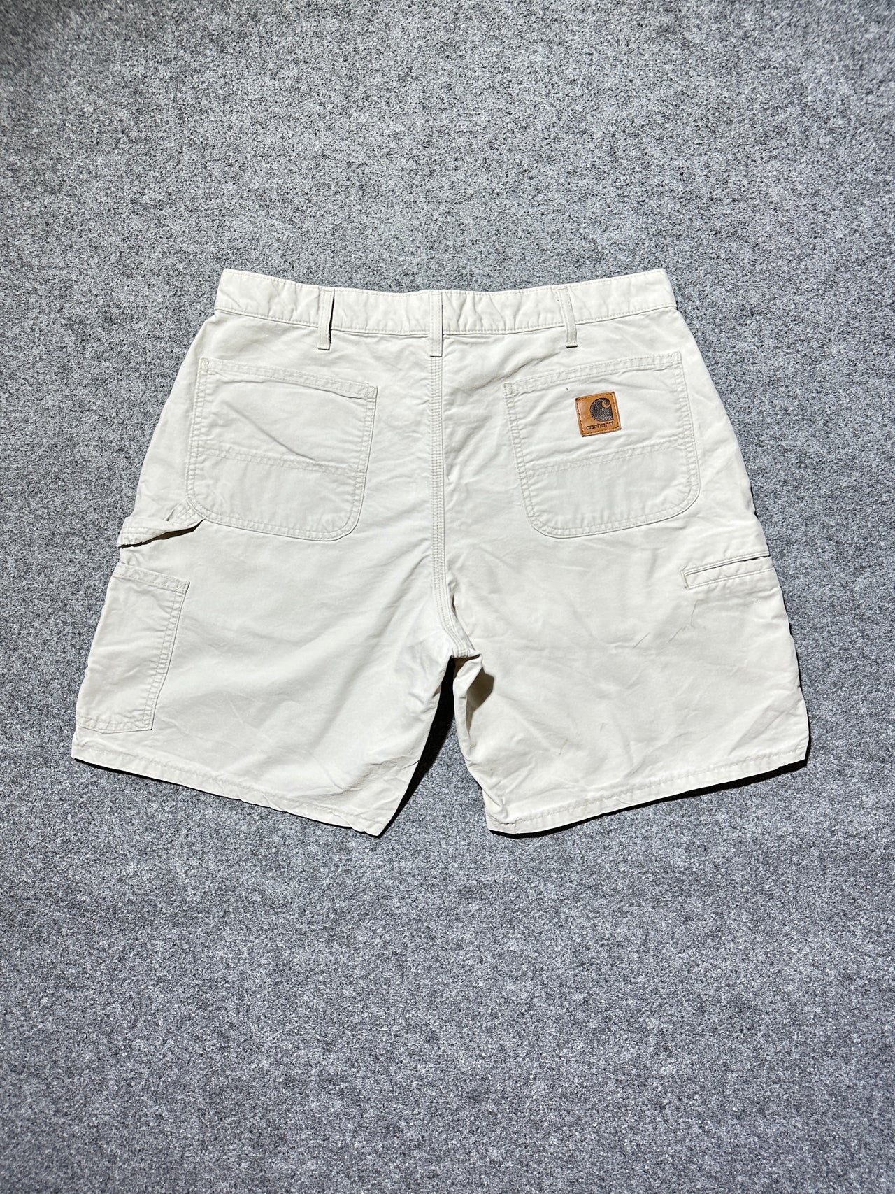 90s carhartt carpenter shorts (34)