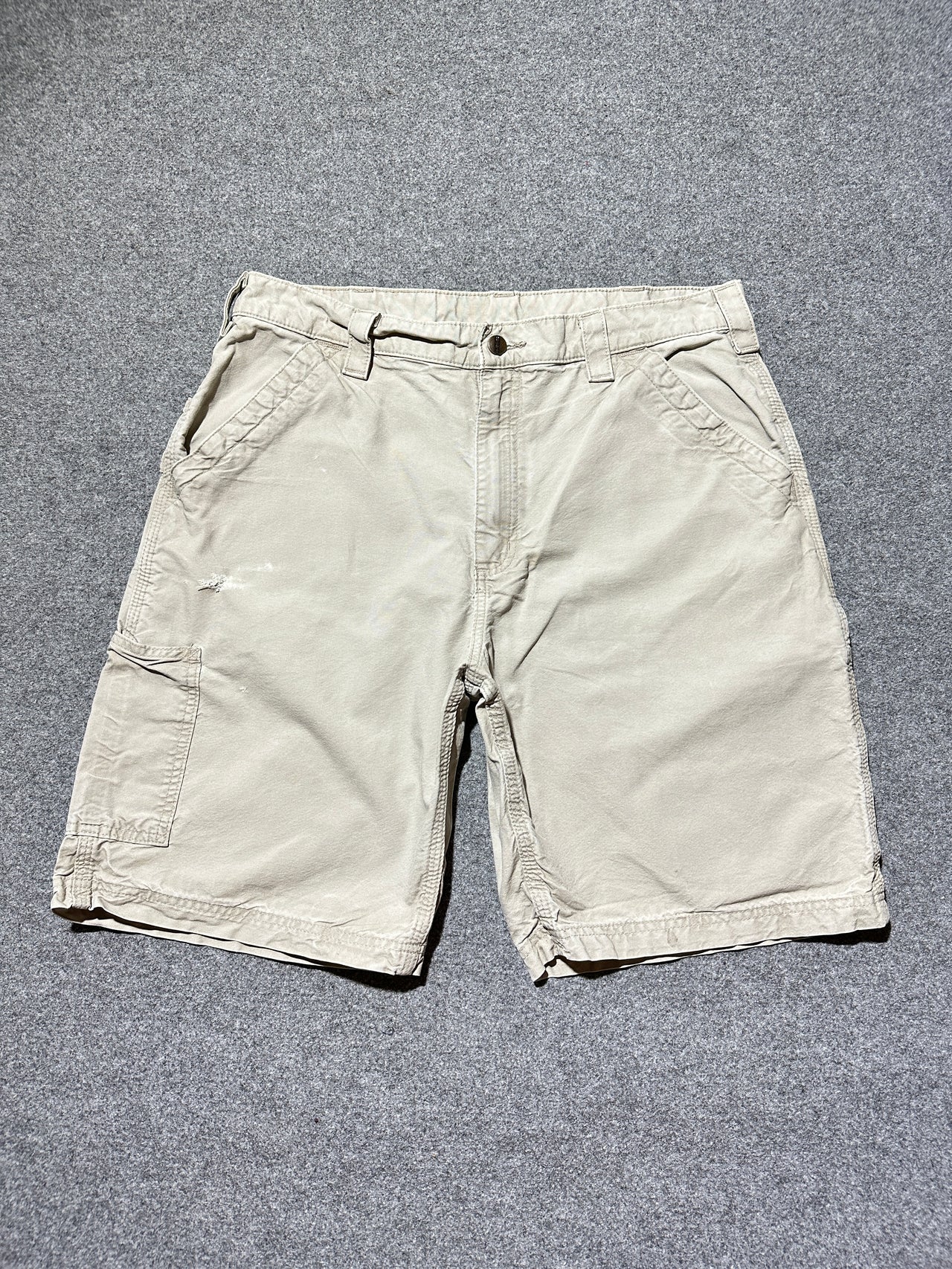 90s carhartt carpenter shorts (36)