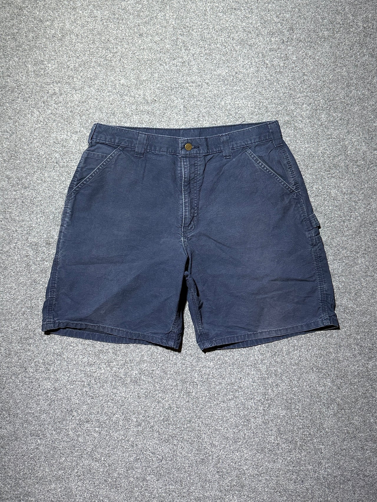 90s carhartt carpenter shorts (34)