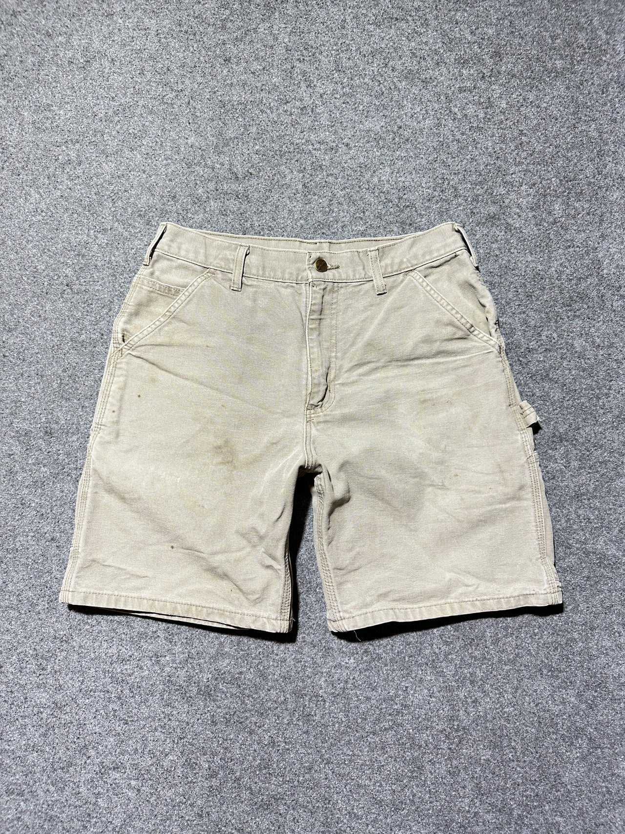 90s carhartt carpenter shorts (32)