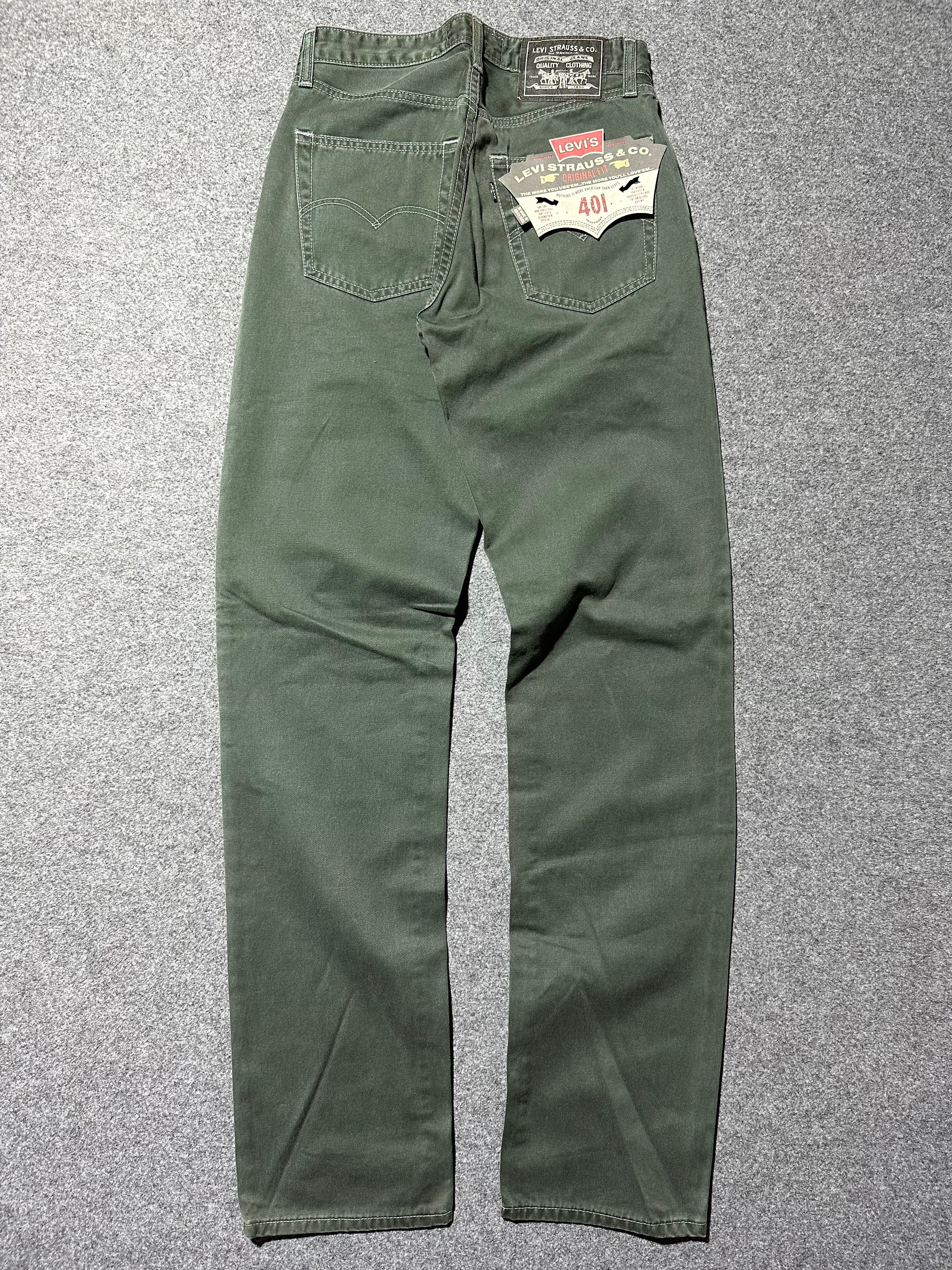 Levi’s 401 Deadstock olive green made in USA - Main Image