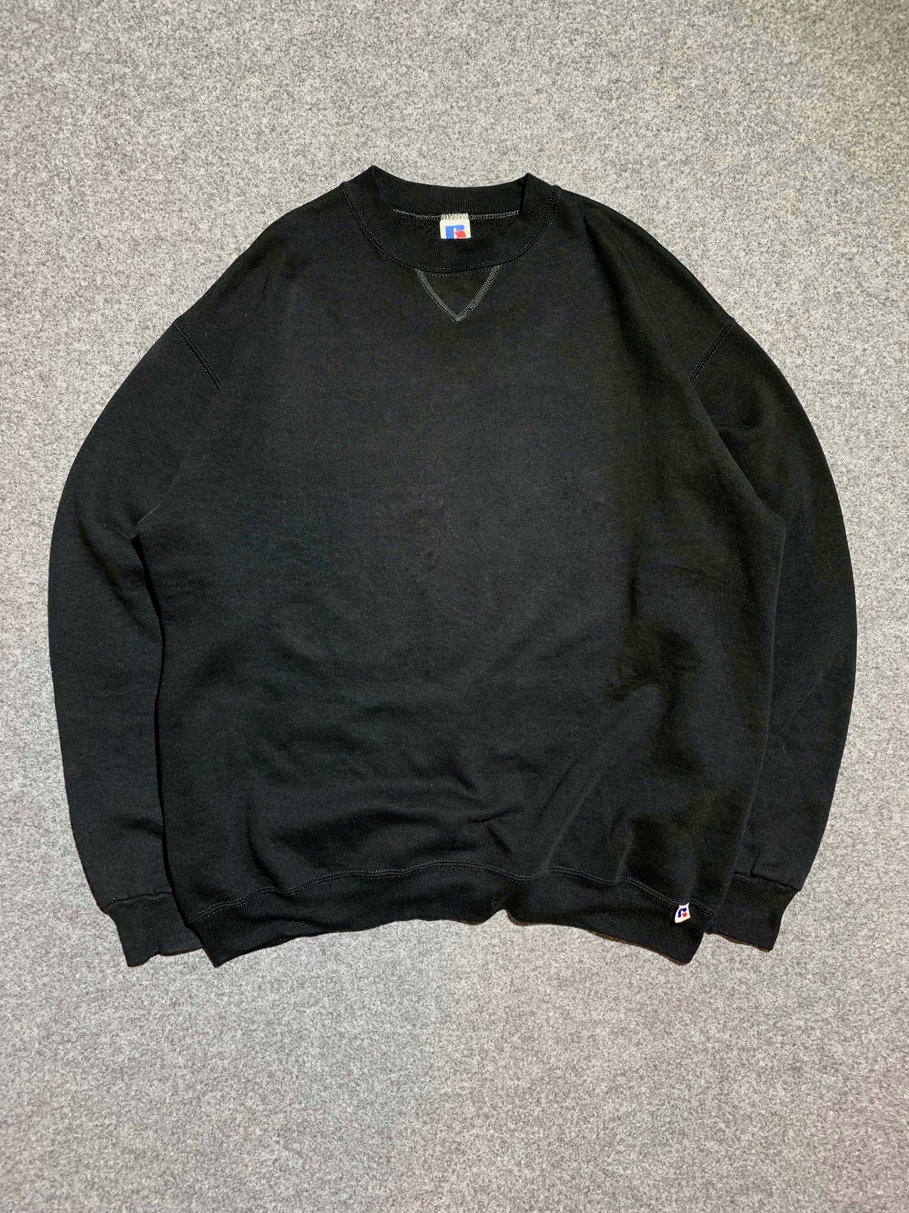 90s Russell Athletic blank crewneck made in USA (XL)