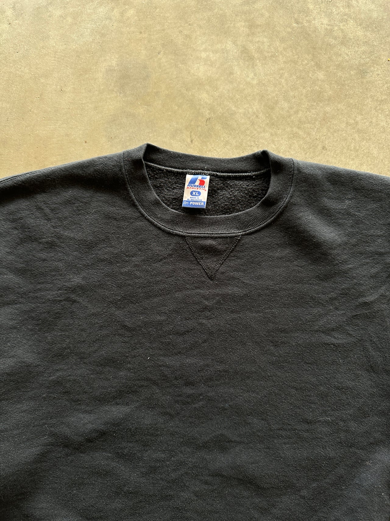 2000s Russell Athletic crewneck (XL)