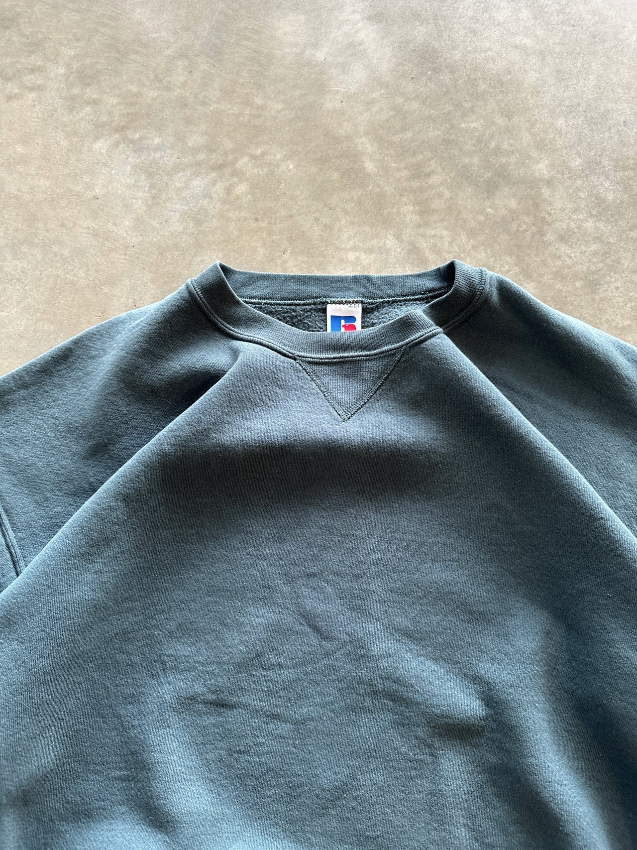1990s Russell Athletic Crewneck (XL)