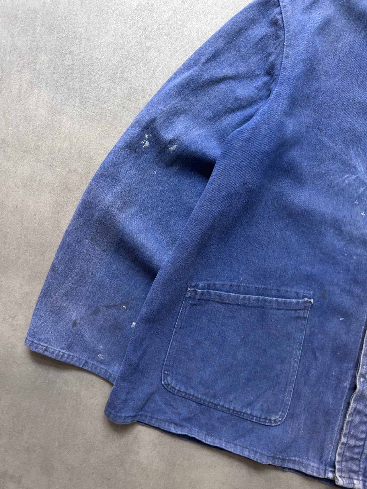 1980s distressed French Work Shirt (M)