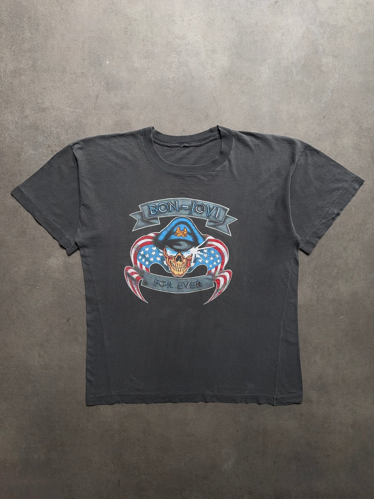 1980s Bon Jovi faded tee (L)