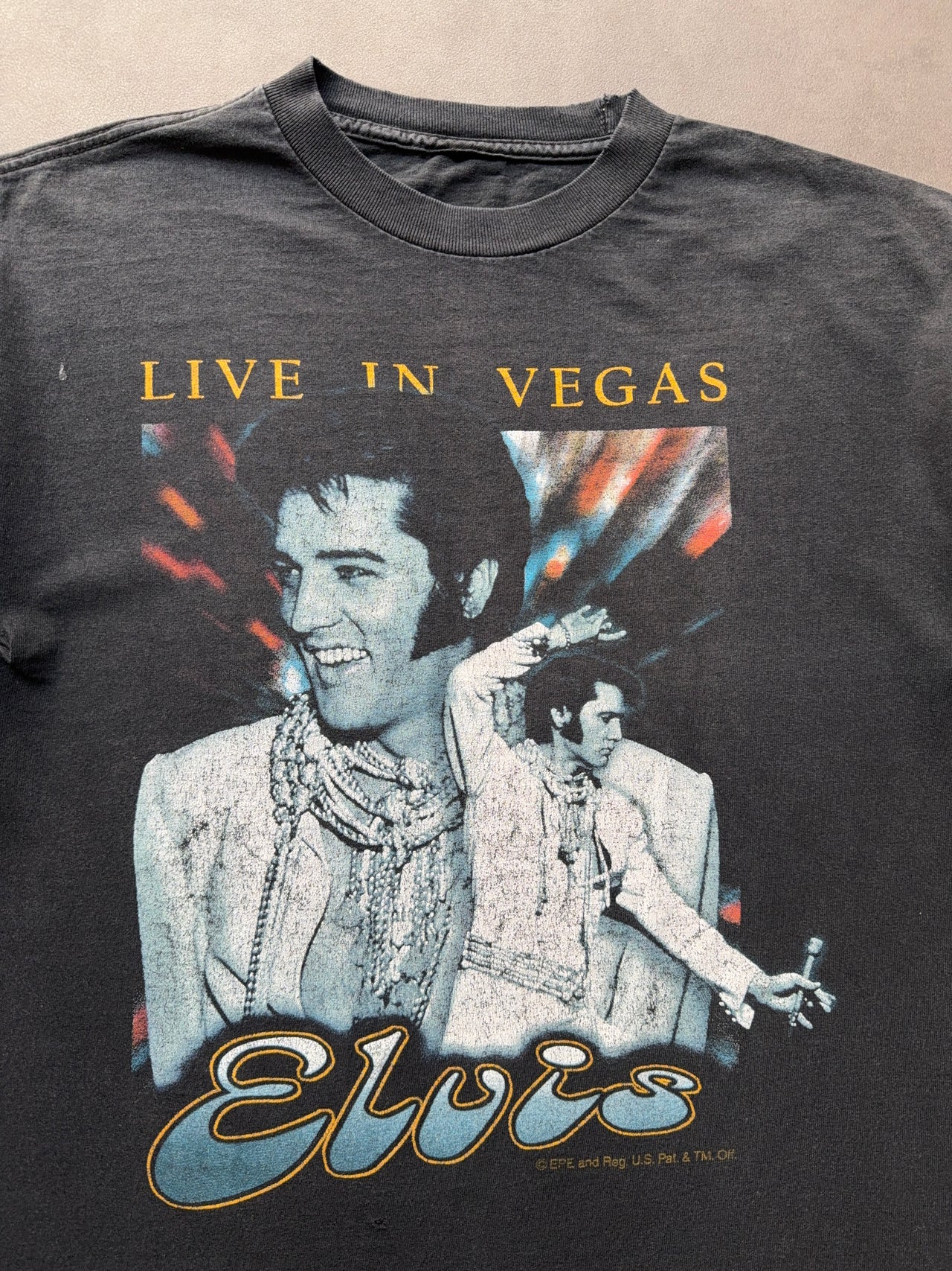 1990s Elvis Faded tee (M)