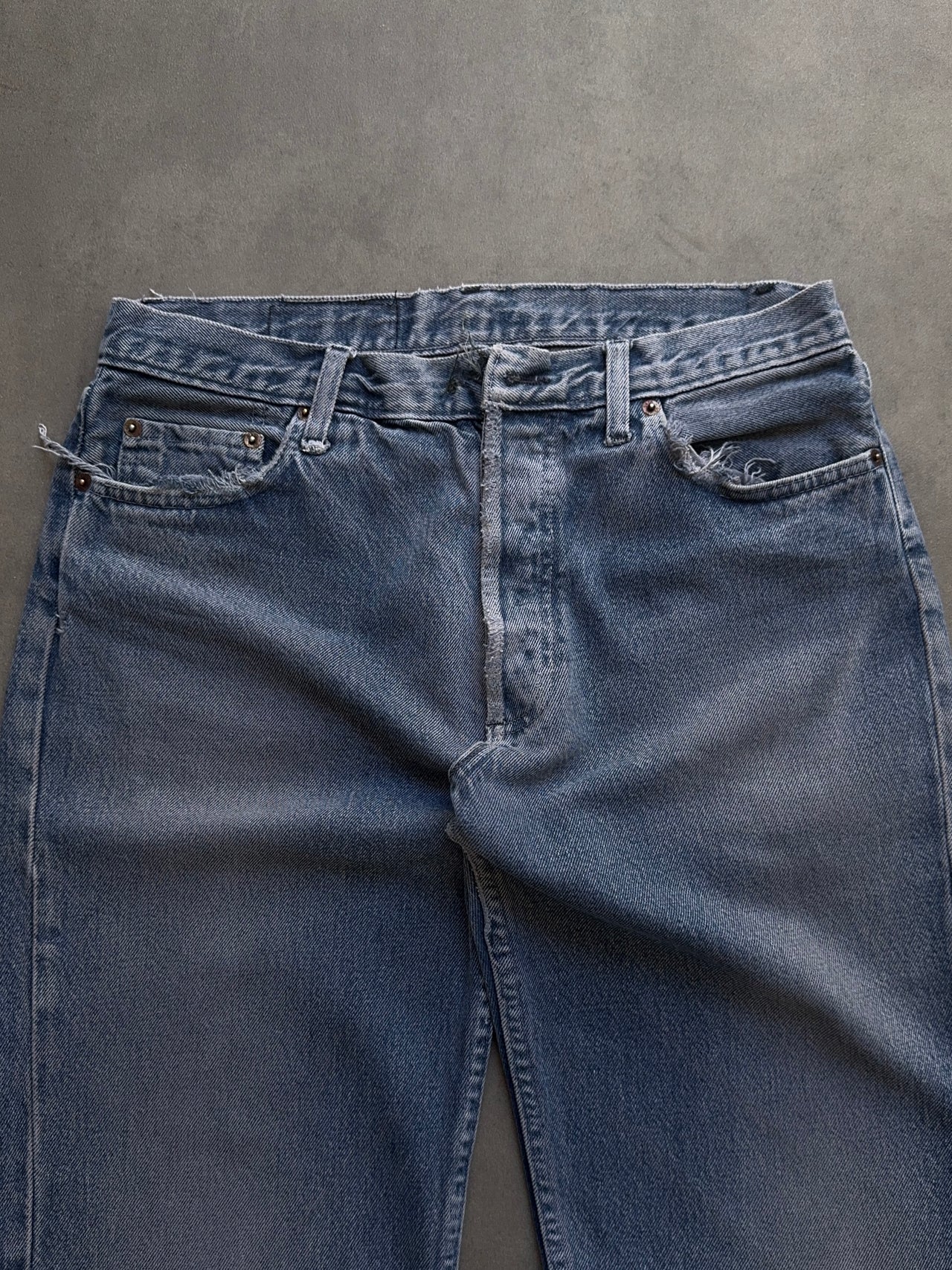 1990s Levi’s 501 W33 L36