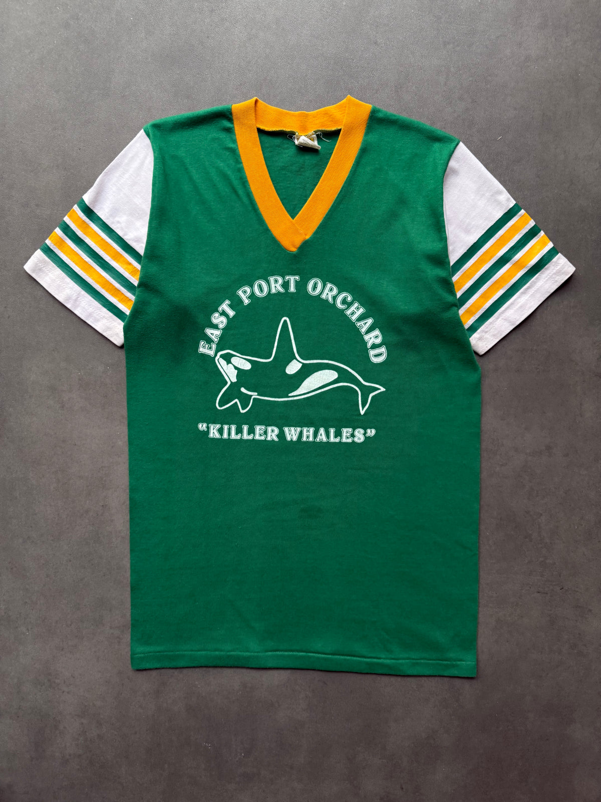 1970s “Killer Whales” tee (M)