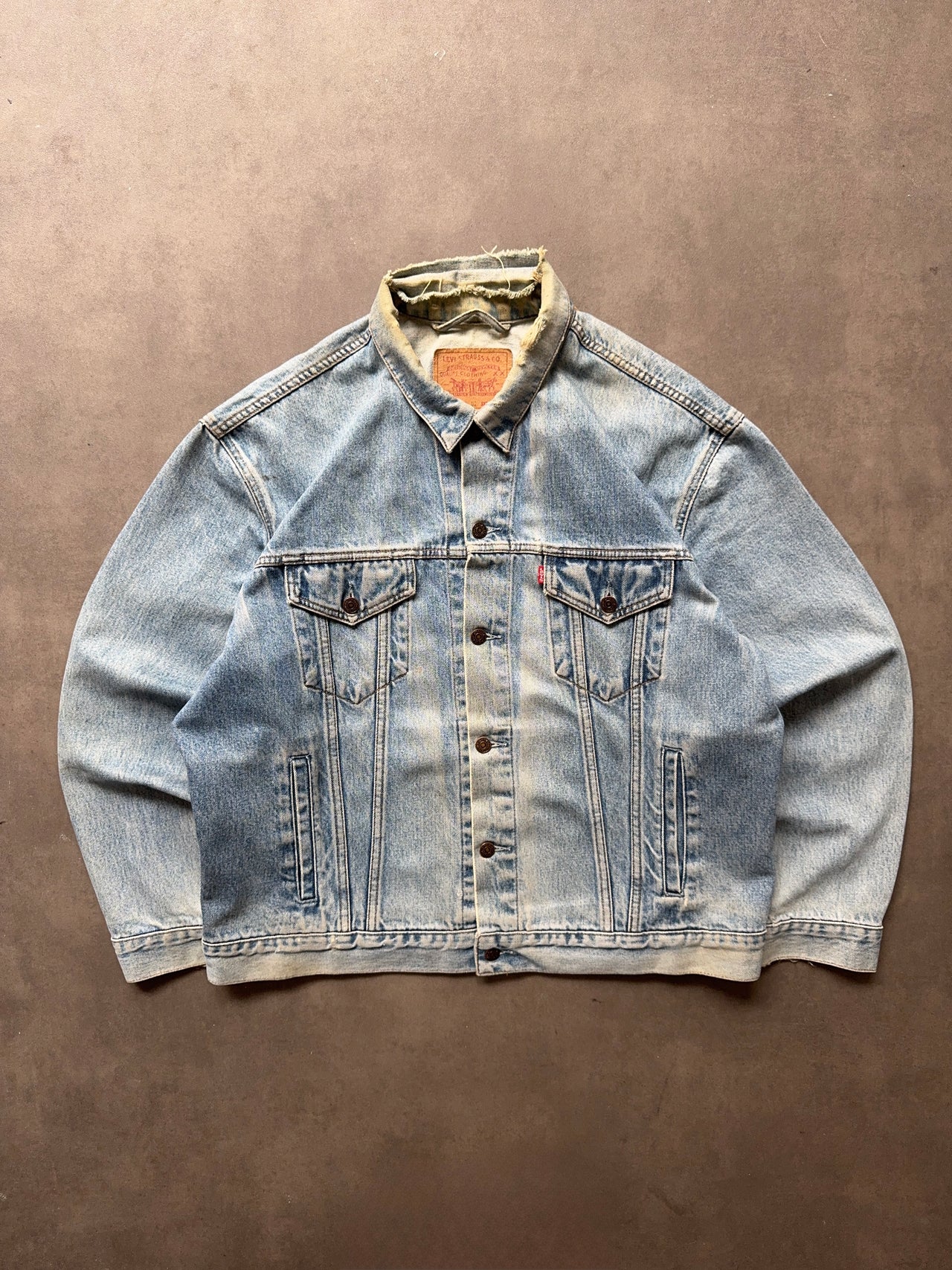 1990s Levi’s Denim trucker Jacket (XL)