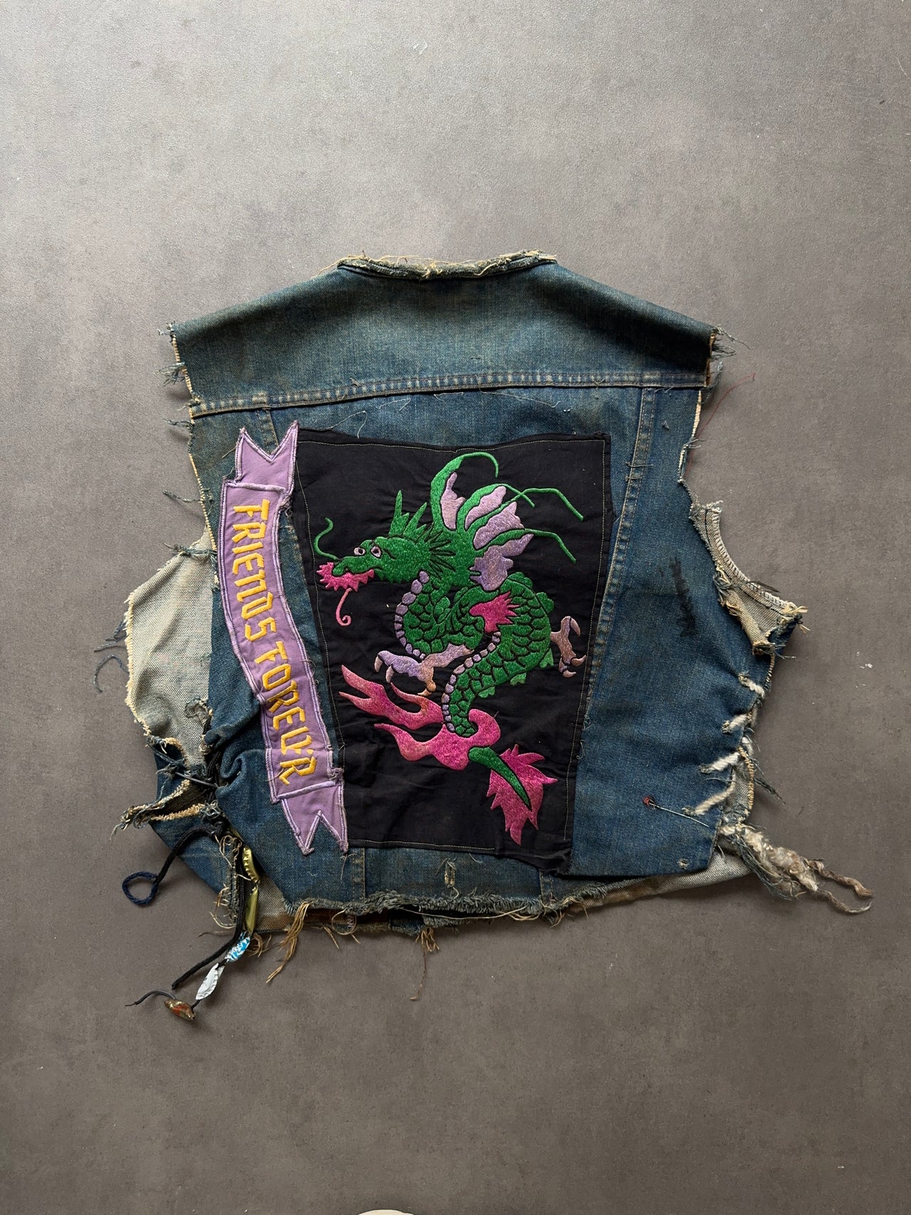 1980s Distressed Wrangler Vest (M)