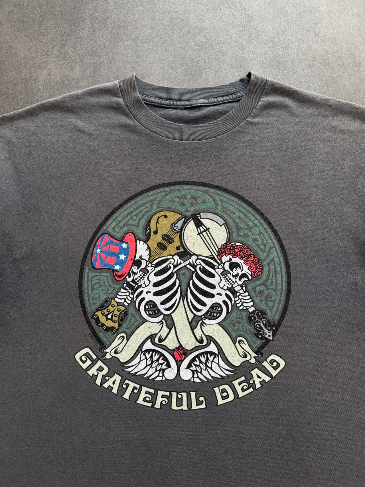 1990s Faded Grateful Dead tee (L)