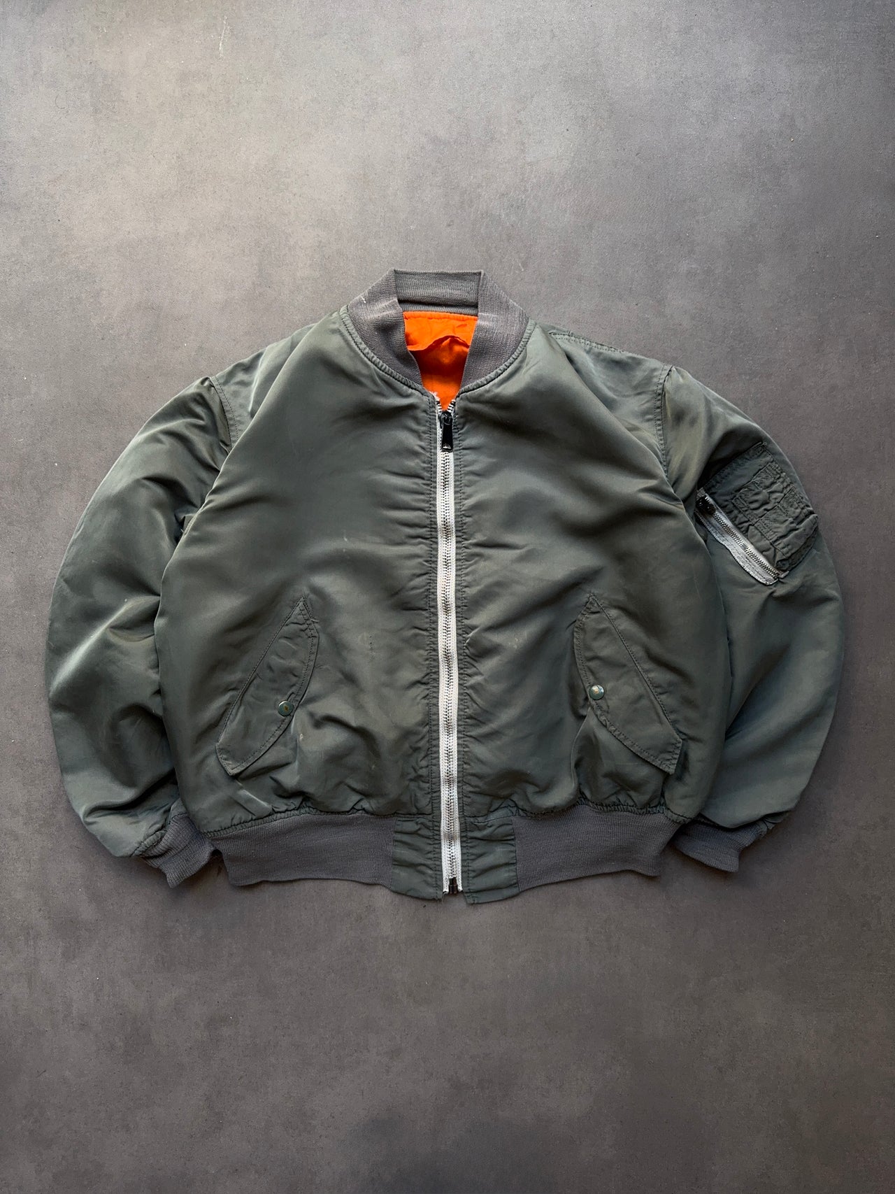 1970s US Air Force reversible green MA-1 Bomber (L)