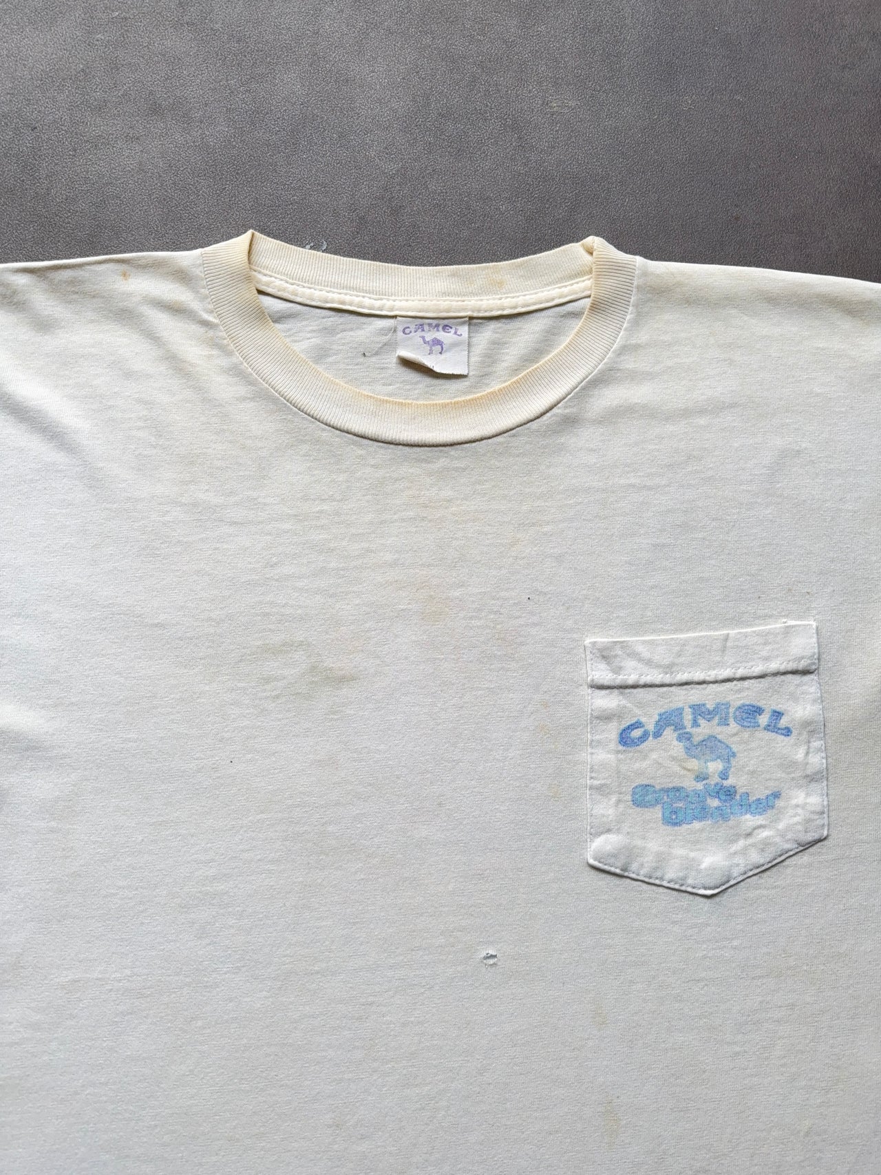 1990s Camel distressed tee (XL)