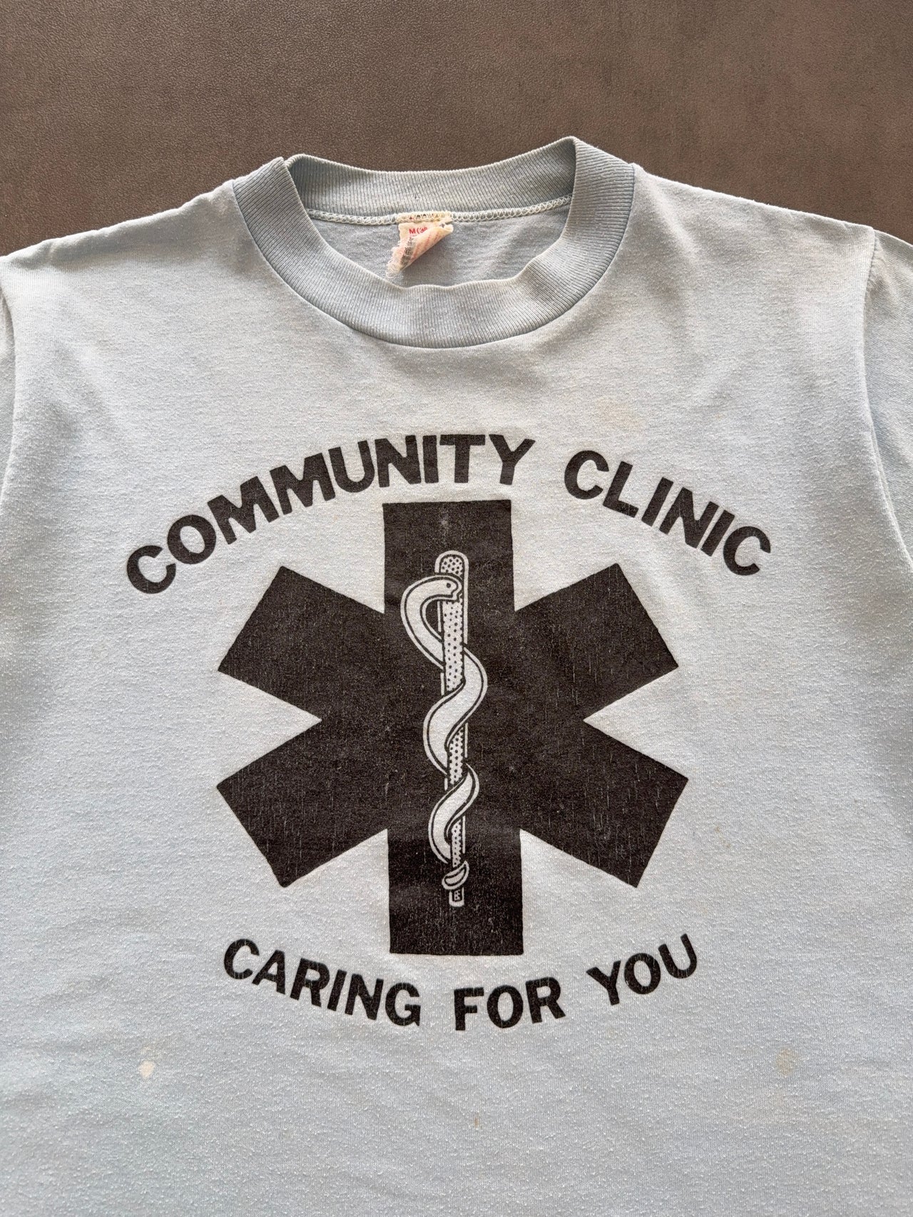 1970s Community Clinic tee (M)