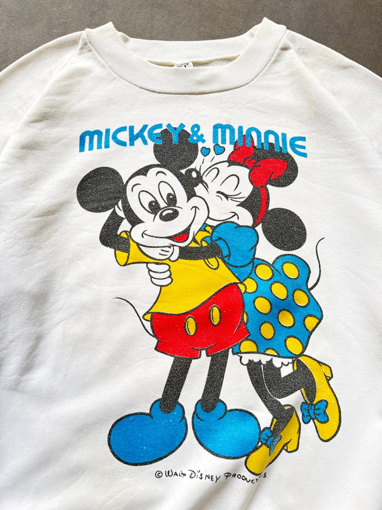 1980s Mickey & Minnie raglan Crewneck (M)