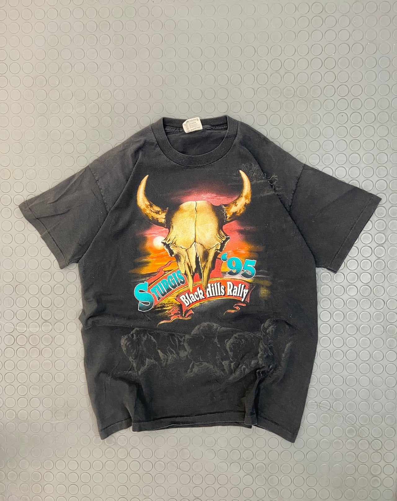 “Black hills rally” single stitch tee (L)