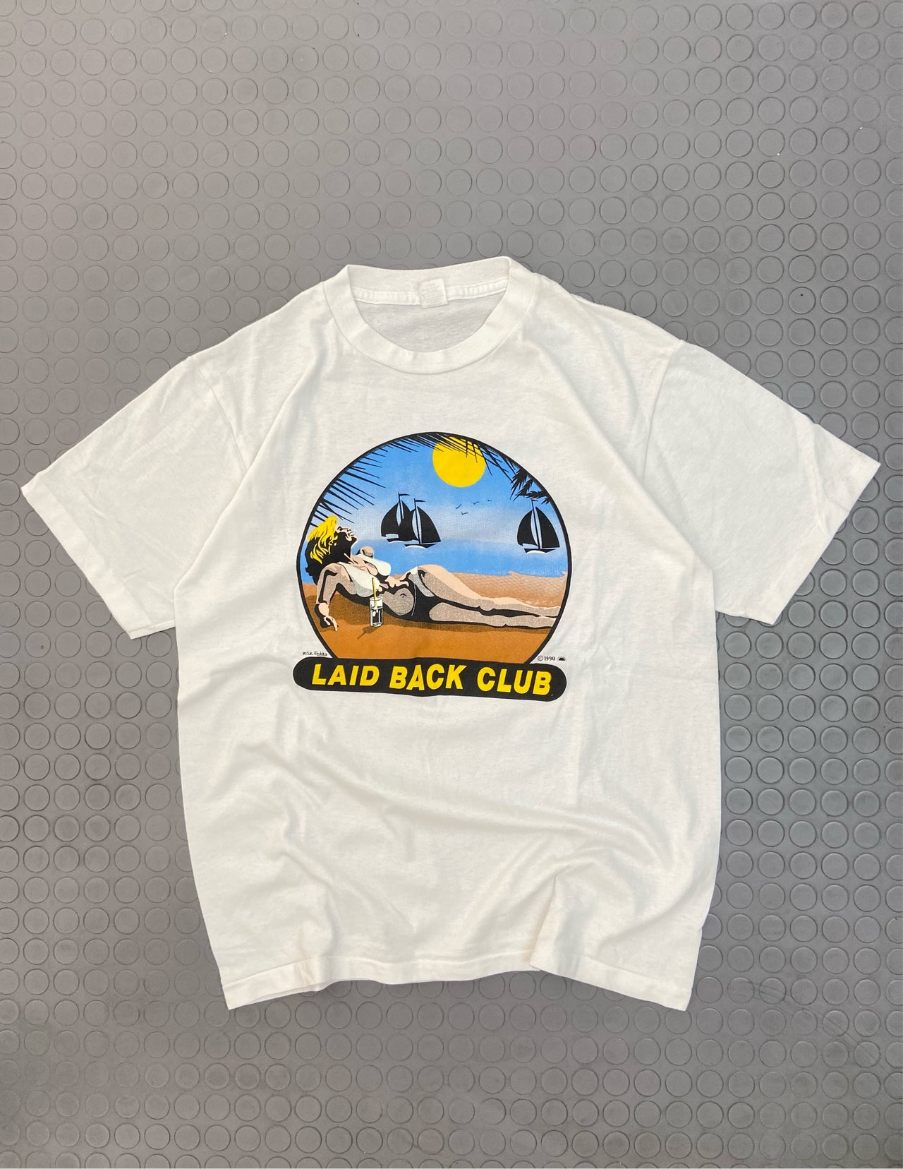 “Laid Back Club” single stitch tee (M)