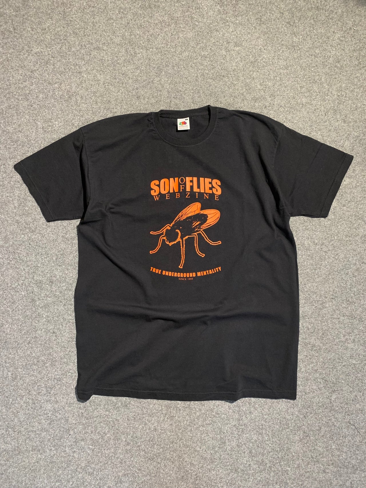 SON OF FLIES GRAPHIC TEE